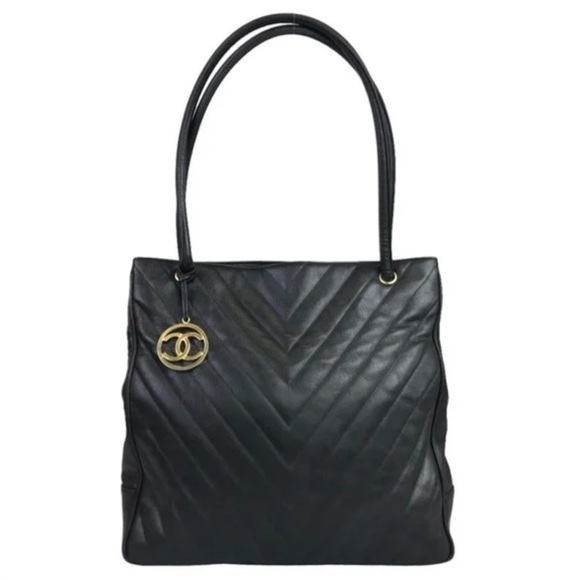 Chanel medallion caviar v stitch chevron tote - Picture 1 of 12